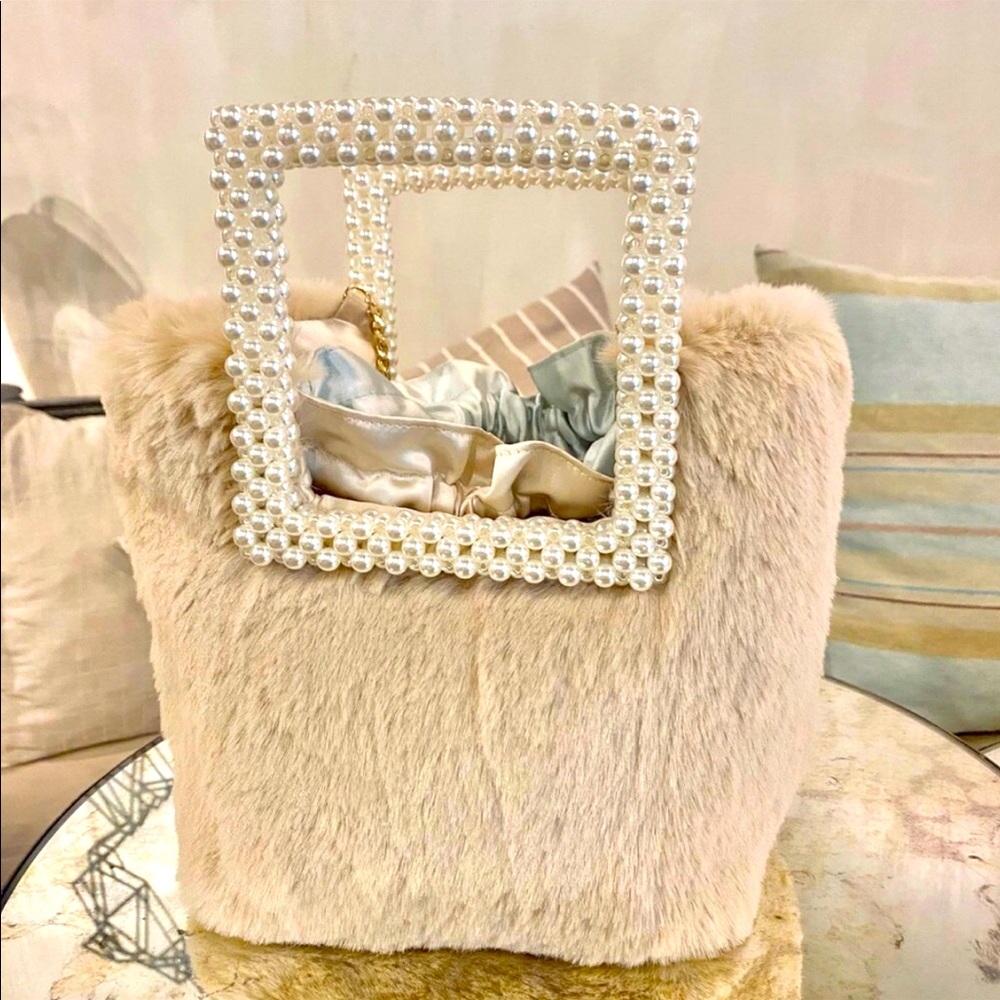 Zara faux fur basket bag with pearl handle